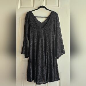 Chic Black Lace Midi Dress with Long Sleeves, Torrid Plud Size 0 (L, 12)